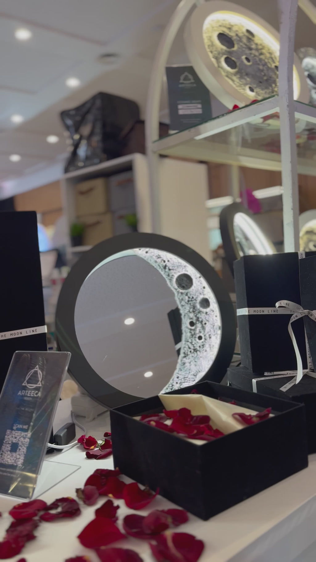 Mirror Moon – A Phase You Love (35cm Lunar Lamp)